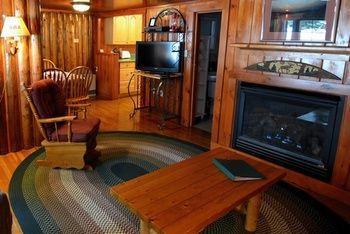 Tall Timber Lodge Pittsburg Екстериор снимка